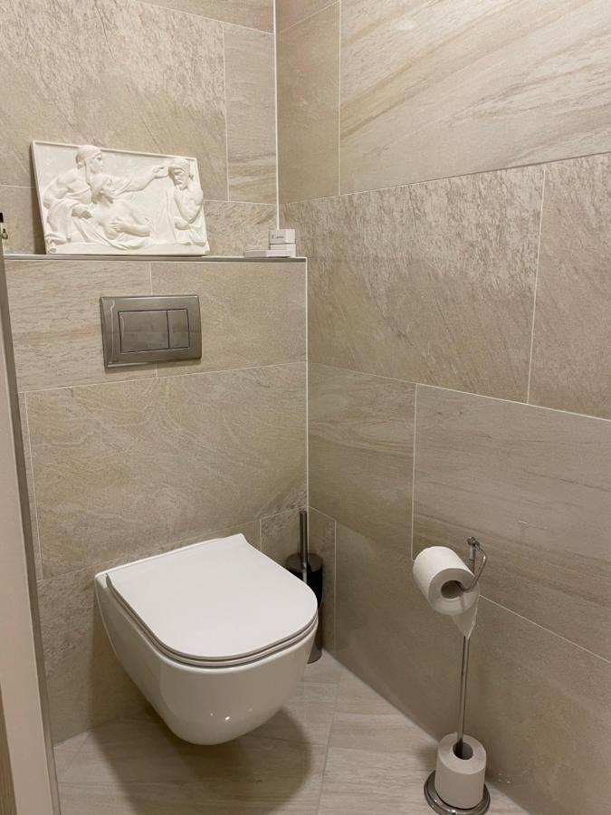 Harfa Apartment 30 Praag Buitenkant foto