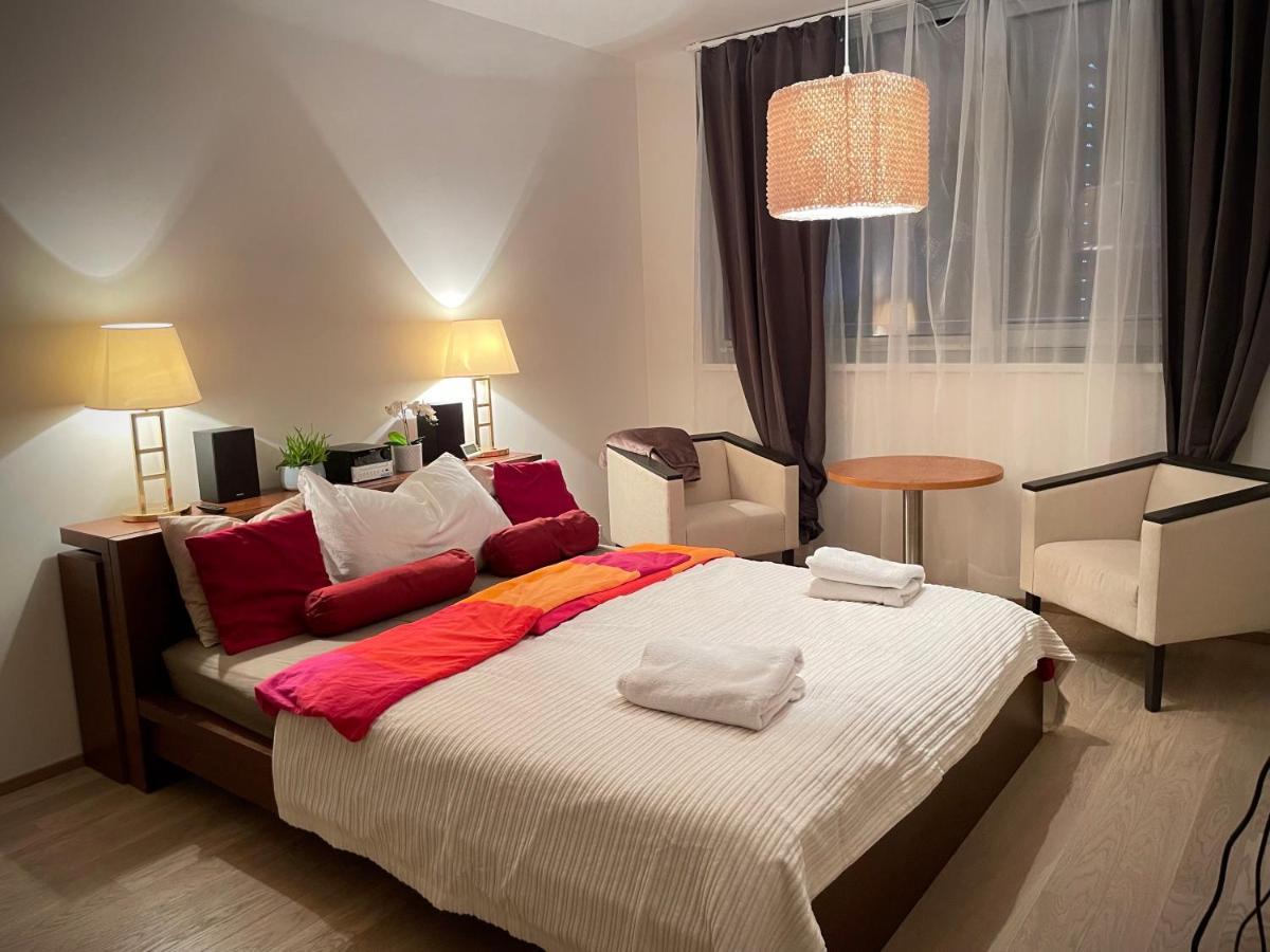 Harfa Apartment 30 Praag Buitenkant foto